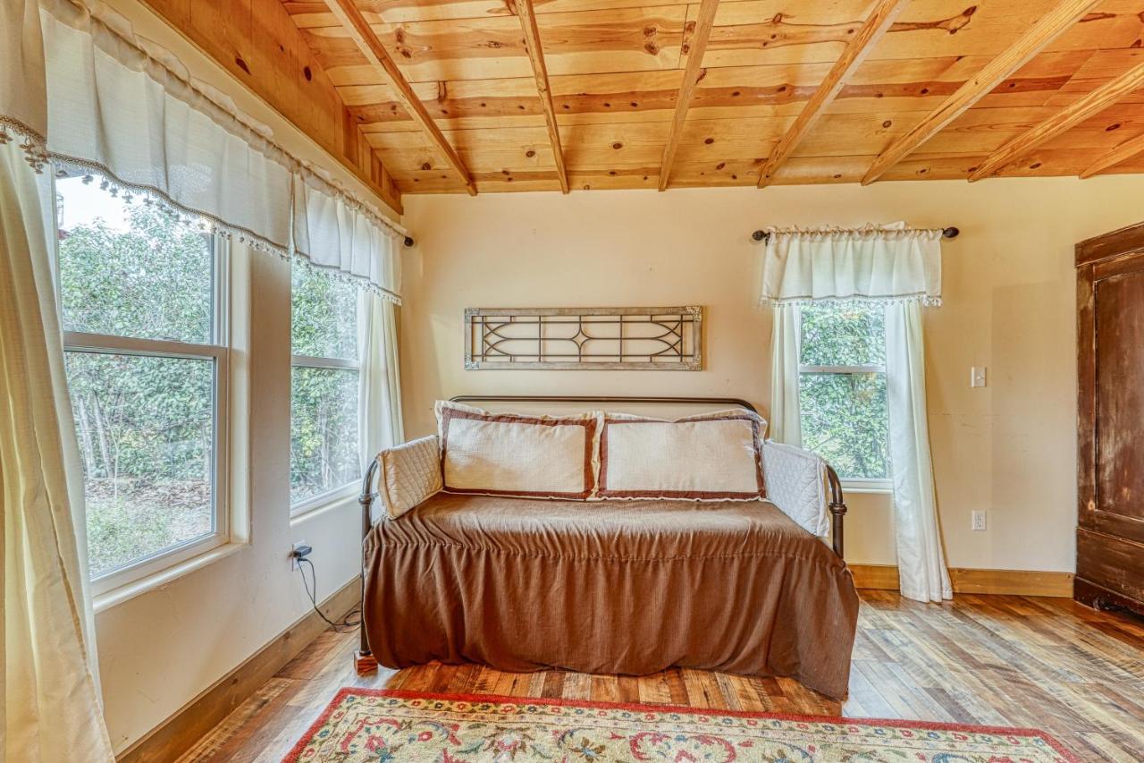 The Studio @ Durst Haus Fredericksburg Esterno foto