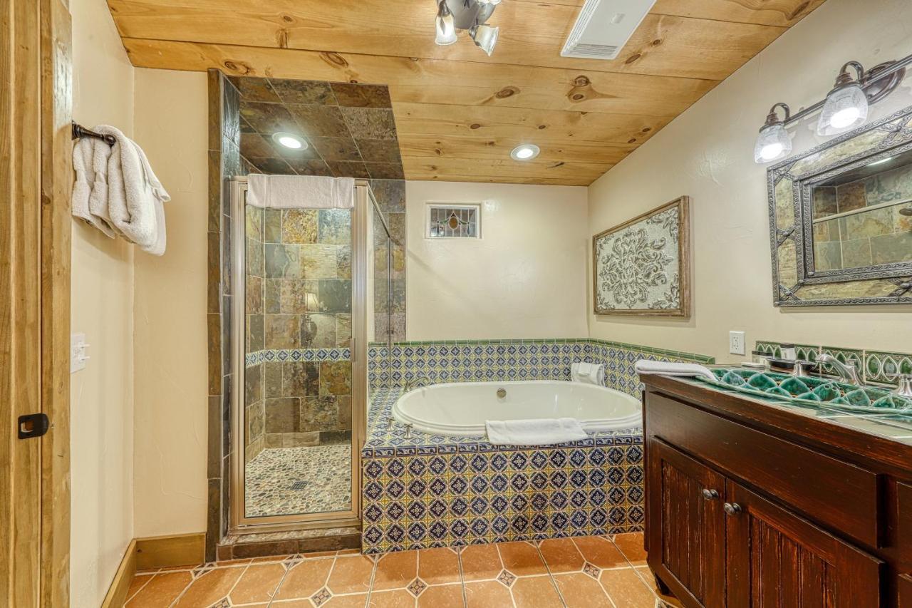 The Studio @ Durst Haus Fredericksburg Esterno foto